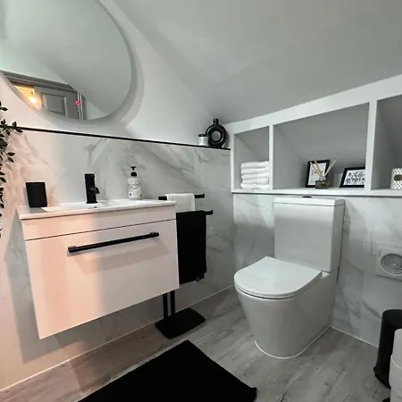 Cosy Flat In Town Centre Apartment Reading Exterior photo